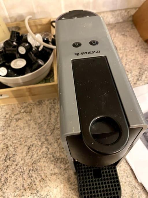 Mai Preisreduktion Rock - Self Check-in Apartment *